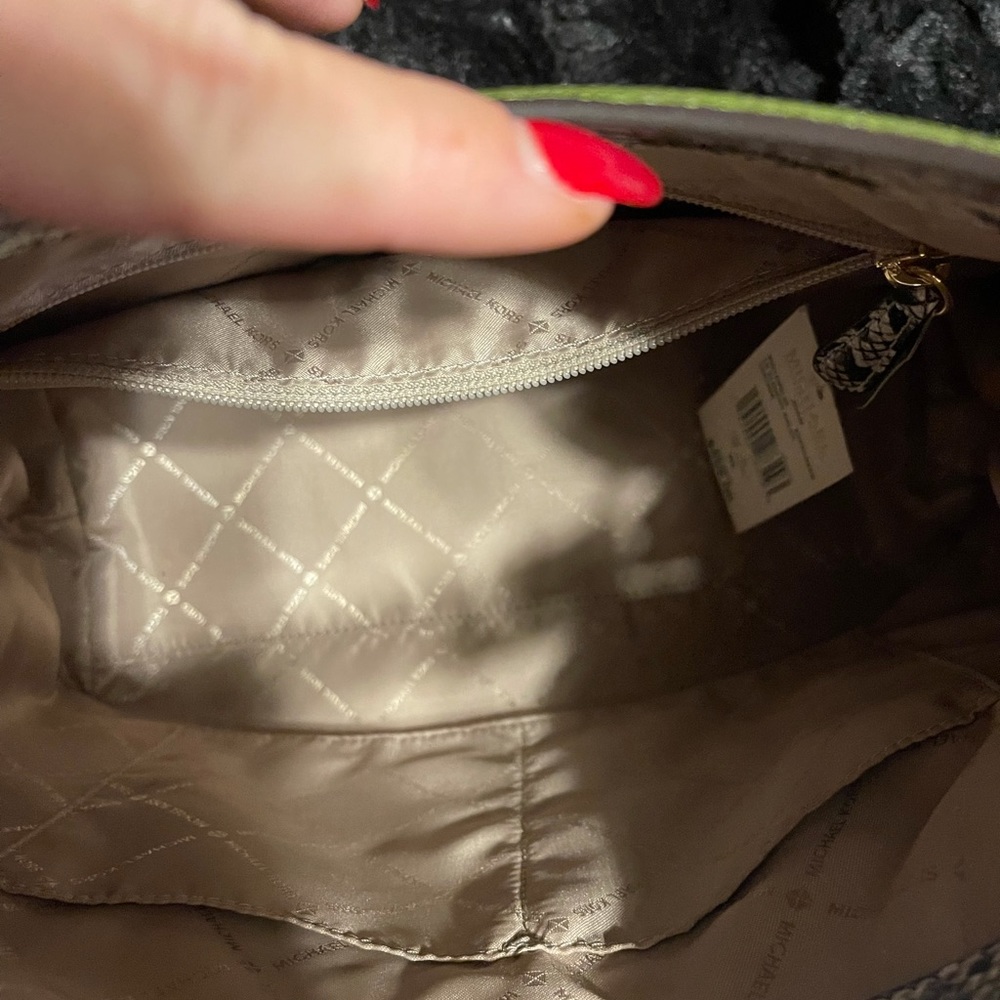 Michael Kors 2021 purse with tags